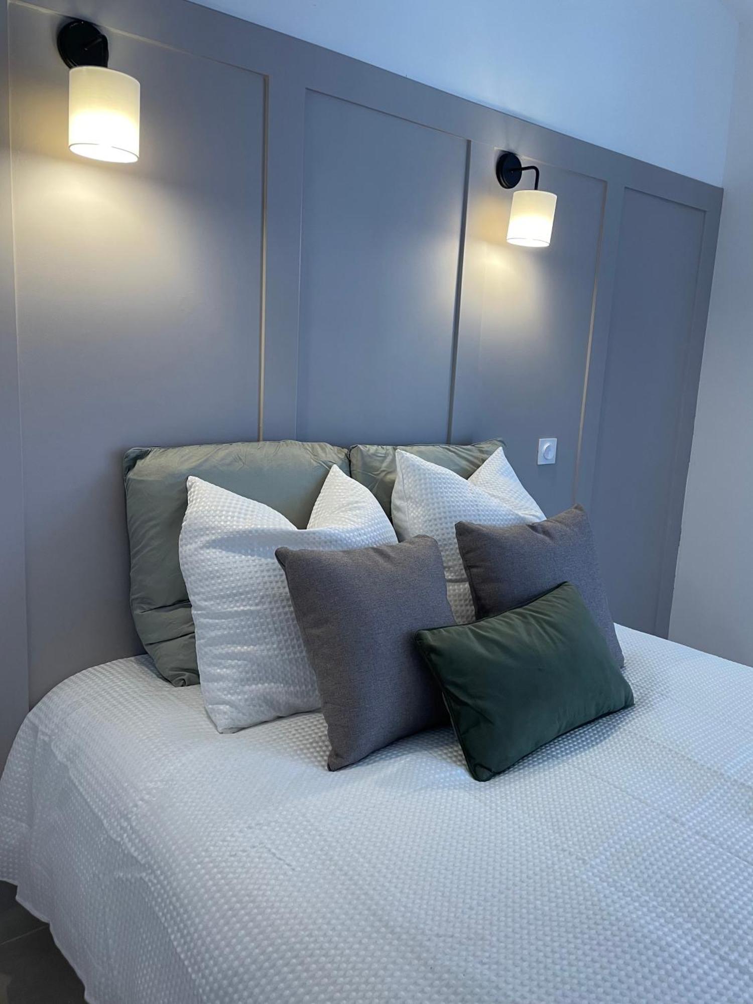 Apartament Duplex Raffine, Elegant & Climatise - La Mezz Nîmes Zewnętrze zdjęcie